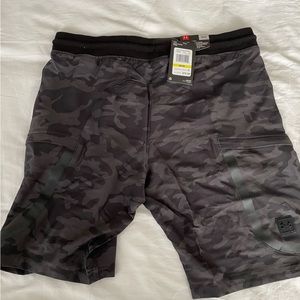UA Sportstyle Elite Cargo Shorts - NWT